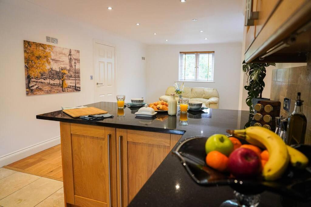 Villa Large 4-Bed House For Up To 7 Guests W 2X Parking Oxford Esterno foto
