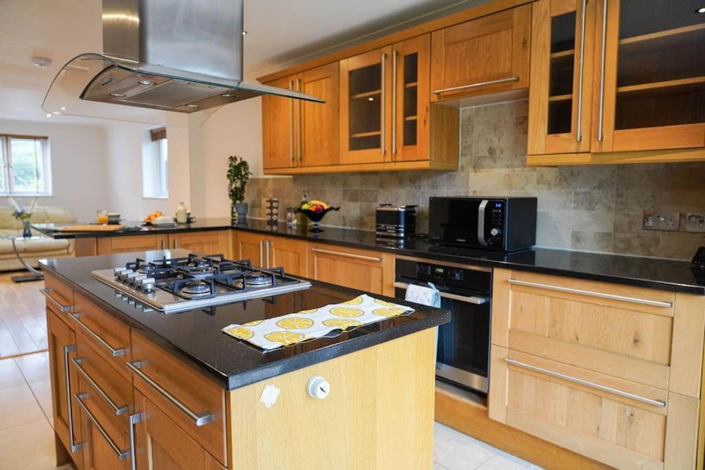 Villa Large 4-Bed House For Up To 7 Guests W 2X Parking Oxford Esterno foto