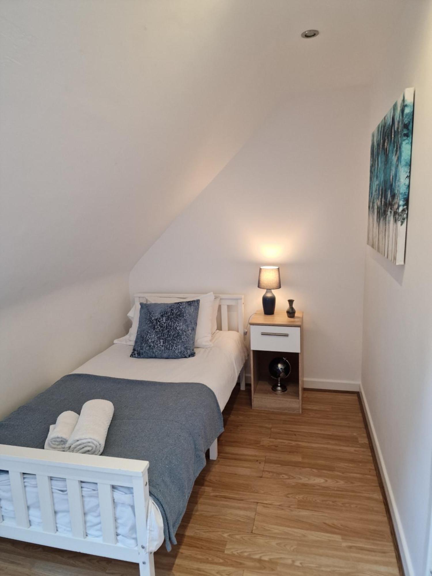 Villa Large 4-Bed House For Up To 7 Guests W 2X Parking Oxford Esterno foto
